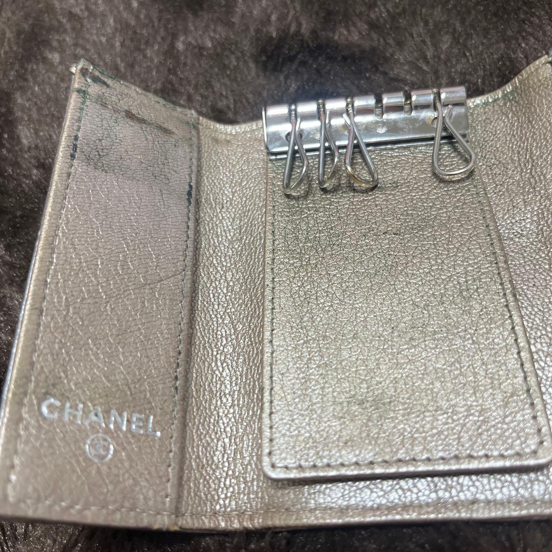 シャネル CHANEL キーケース シルバー/ゴールド