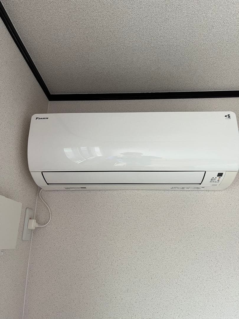 DAIKIN エアコン本体　室外機