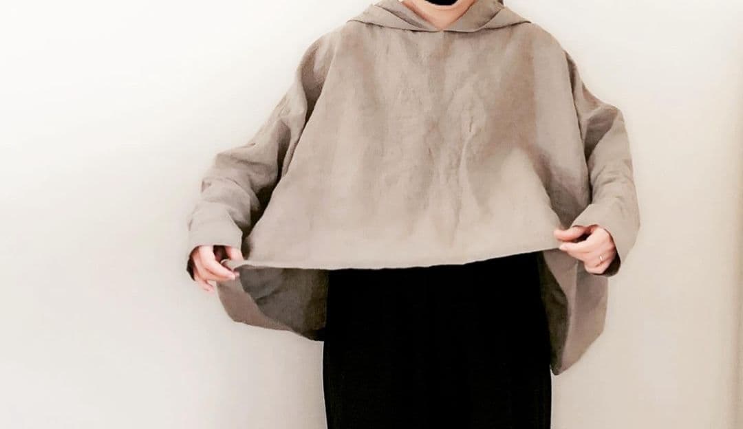 大人気作家さま　ドルマンショートパーカー　トープ