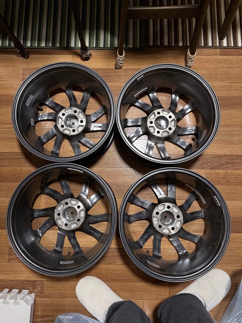 LA STRADA TIRADO Epsilon 16インチホイール ナット付き