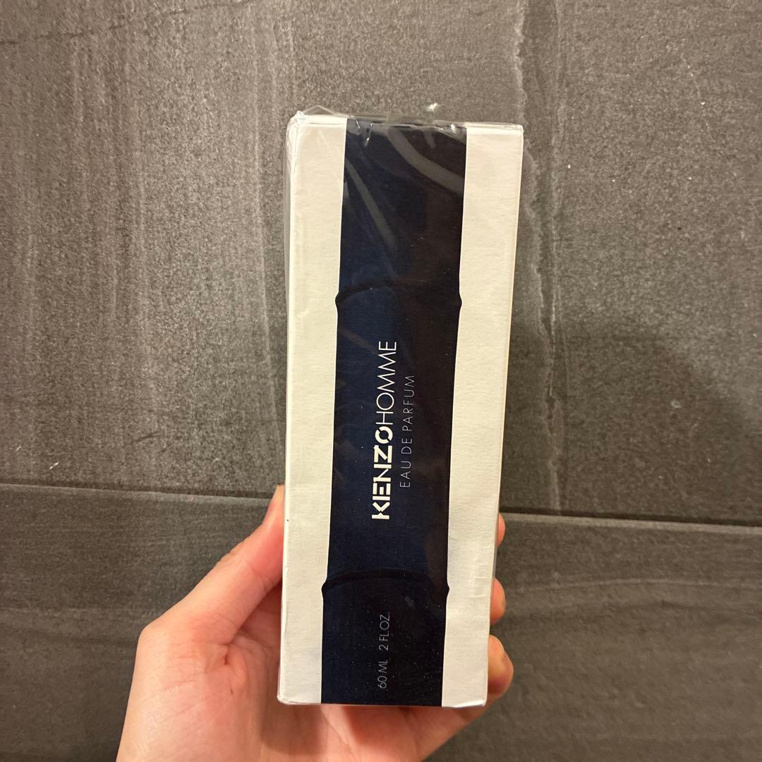 ケンゾー　オム　オードパルファム　60ml