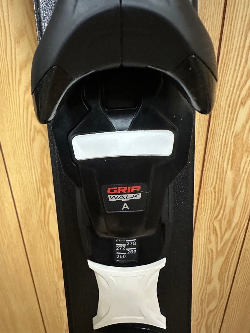 ライン クロニックLINE CHRONIC スキー板2023-2024モデル