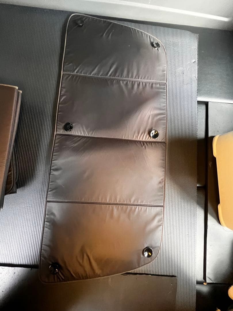 ハイエース100系 ロング　プライバシーシェード　リア用（スーパーロングで使用）