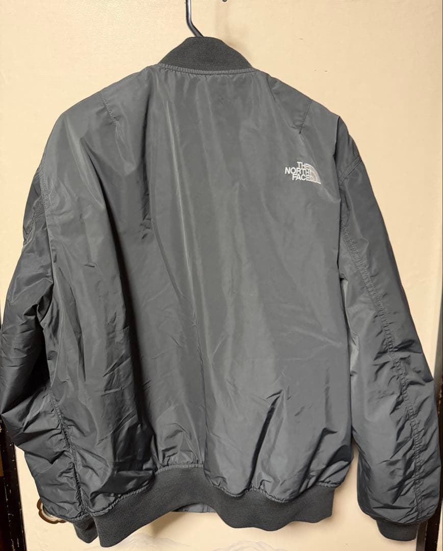 ノースフェイス　インサレーションボンバージャケット　Mサイズ