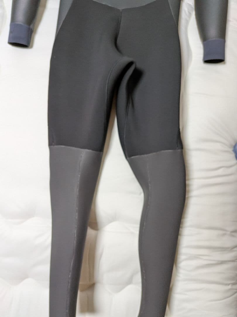 FELLOW セミドライチェストジップ ALL 3mm サイズMLB