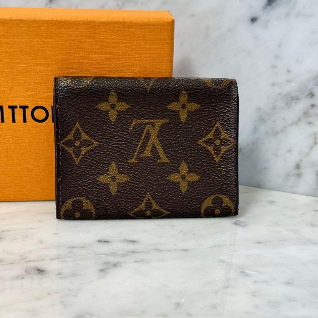 LOUIS VUITTON ルイヴィトン カードケース モノグラム 二つ折り