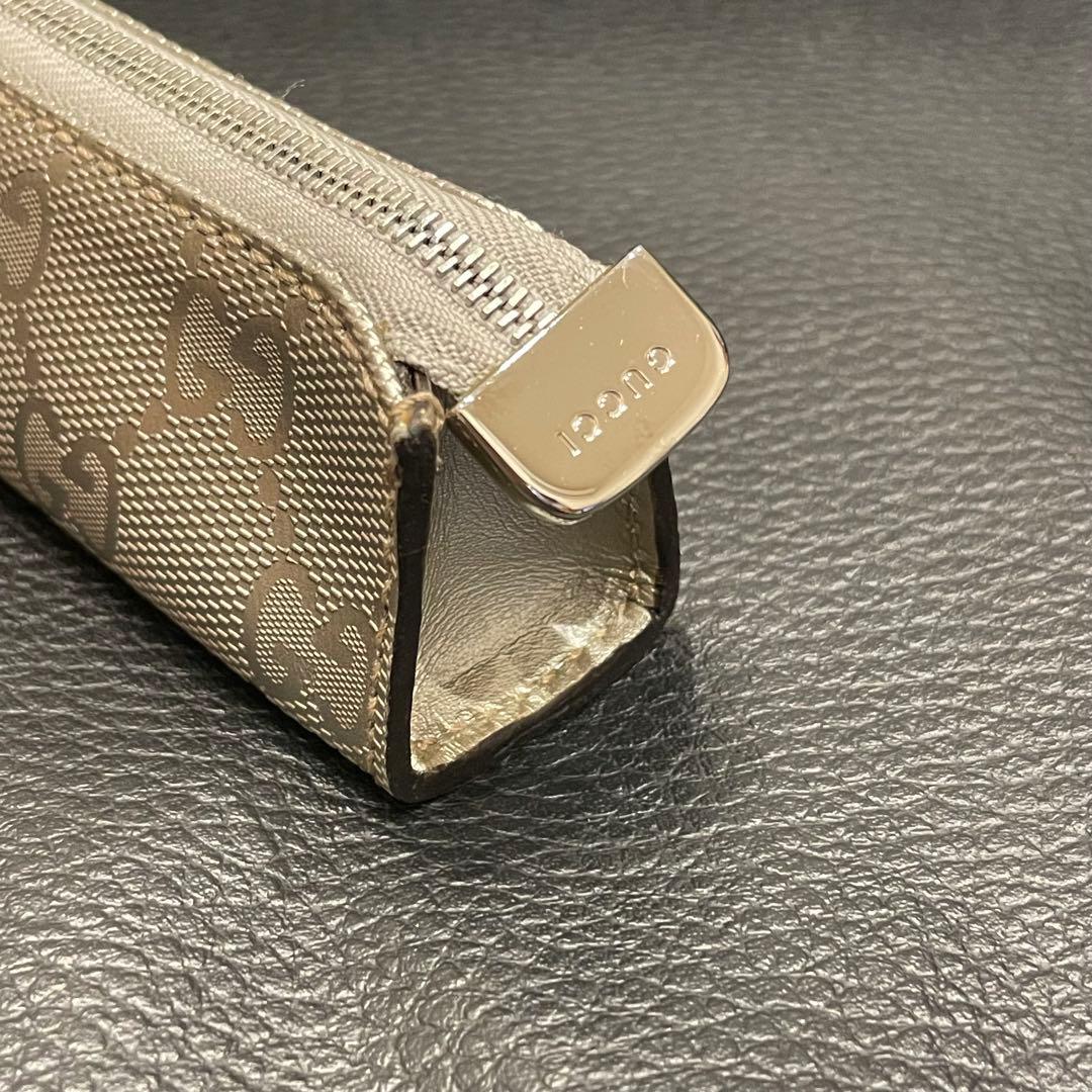 美品 GUCCI グッチ ペンケース シルバー GG柄 シマ