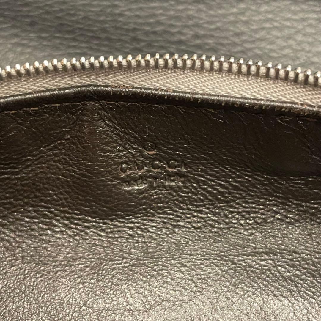 美品 GUCCI グッチ ペンケース シルバー GG柄 シマ