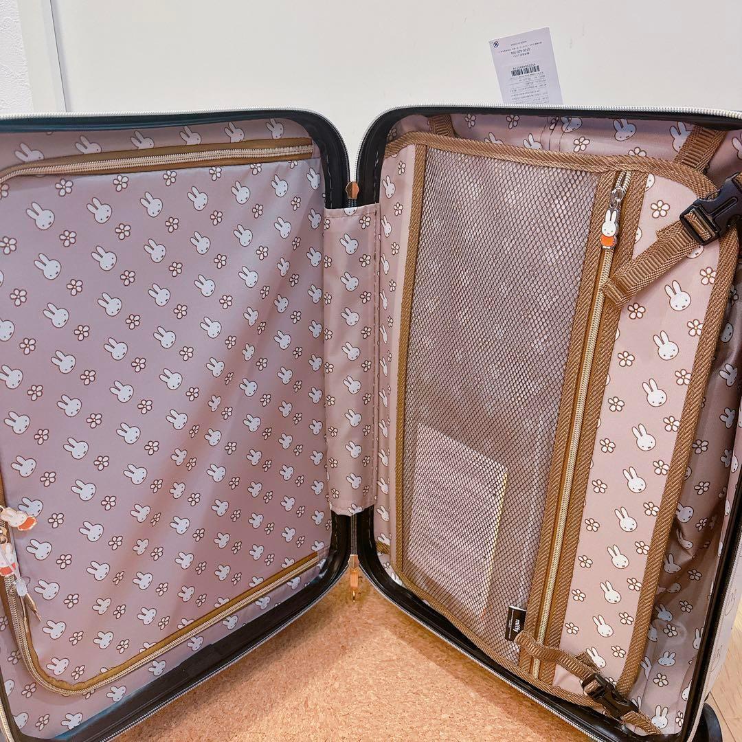 旅行の必需品✨️メニーフェイスホワイトハピタス スーツケース グッズミッフィー
