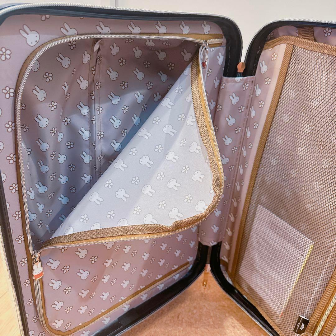 旅行の必需品✨️メニーフェイスホワイトハピタス スーツケース グッズミッフィー