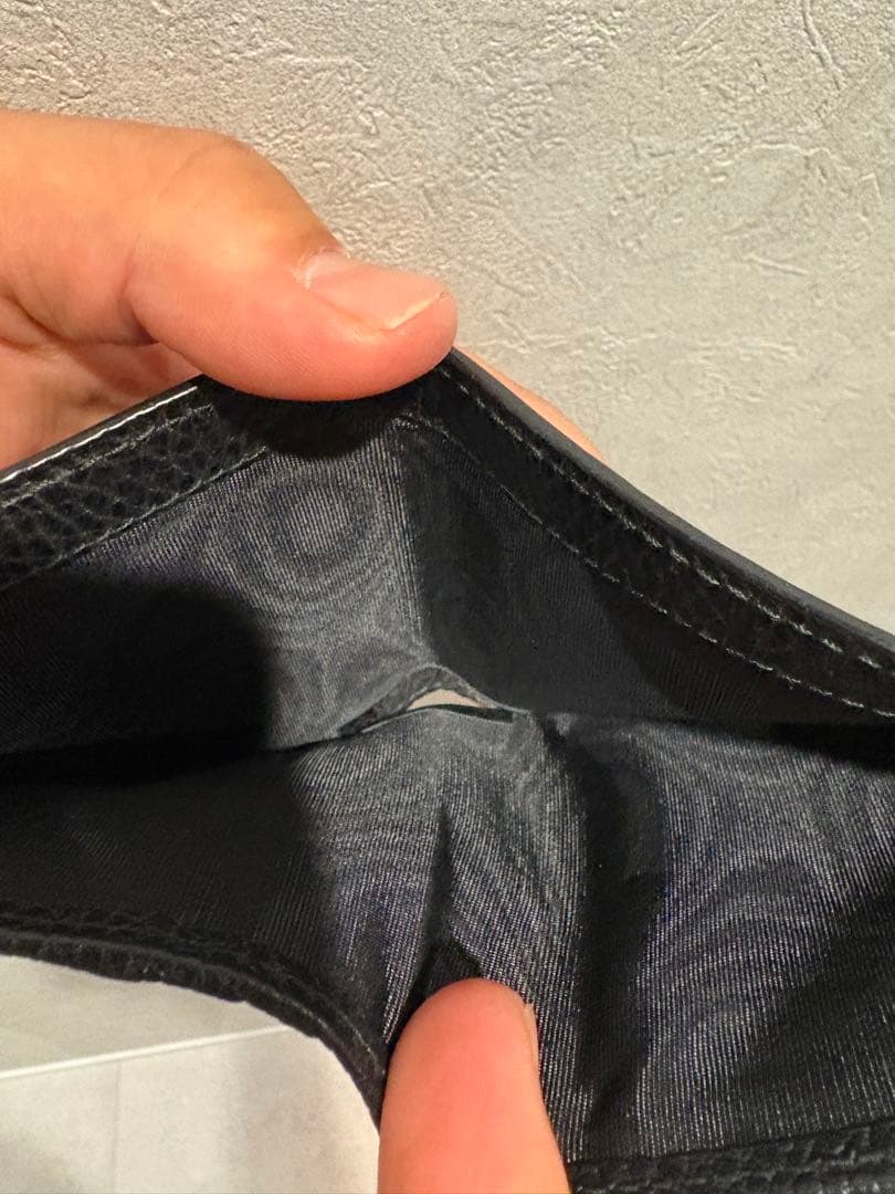 GUCCI 二つ折り財布