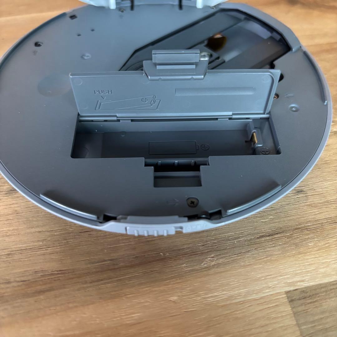 SONY CDウォークマン D-NE730 MP3再生 中古 動作品