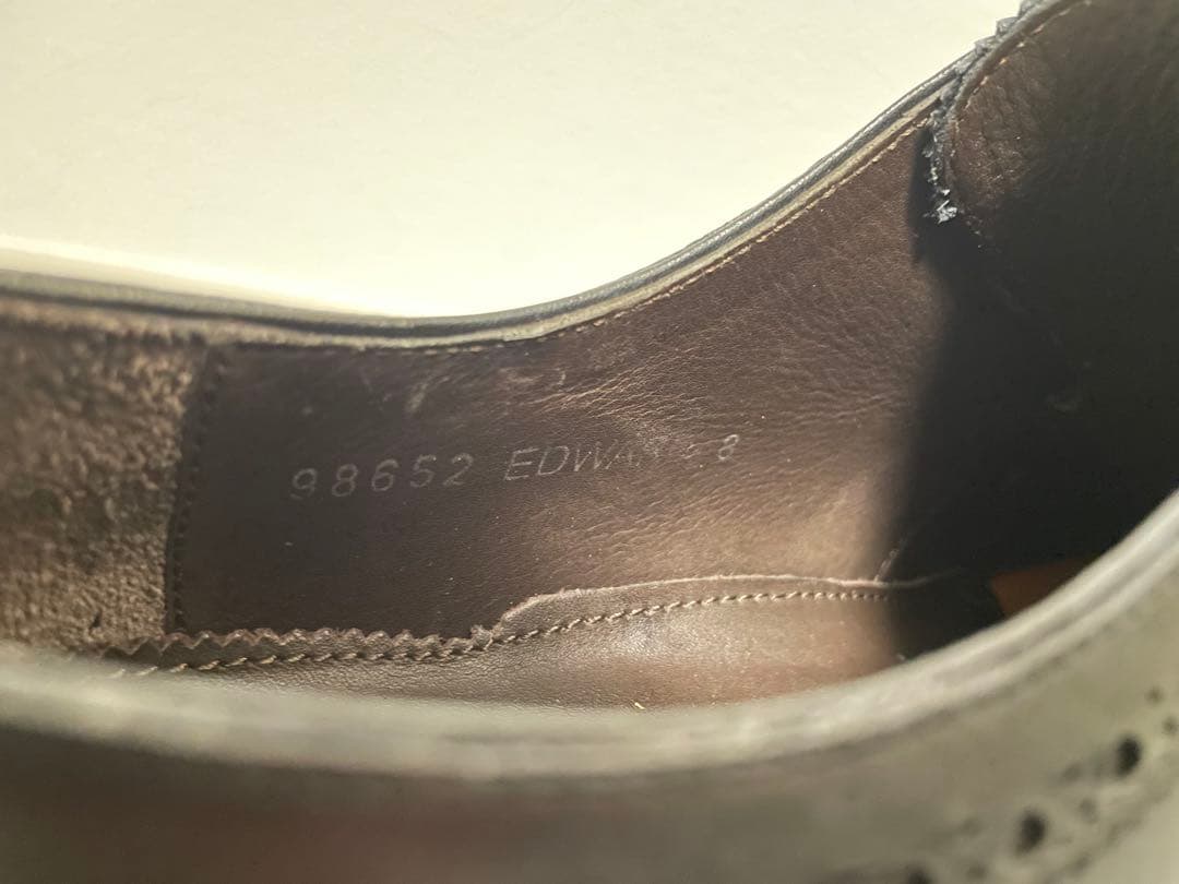 ウイングチップ ジャランスリワヤ