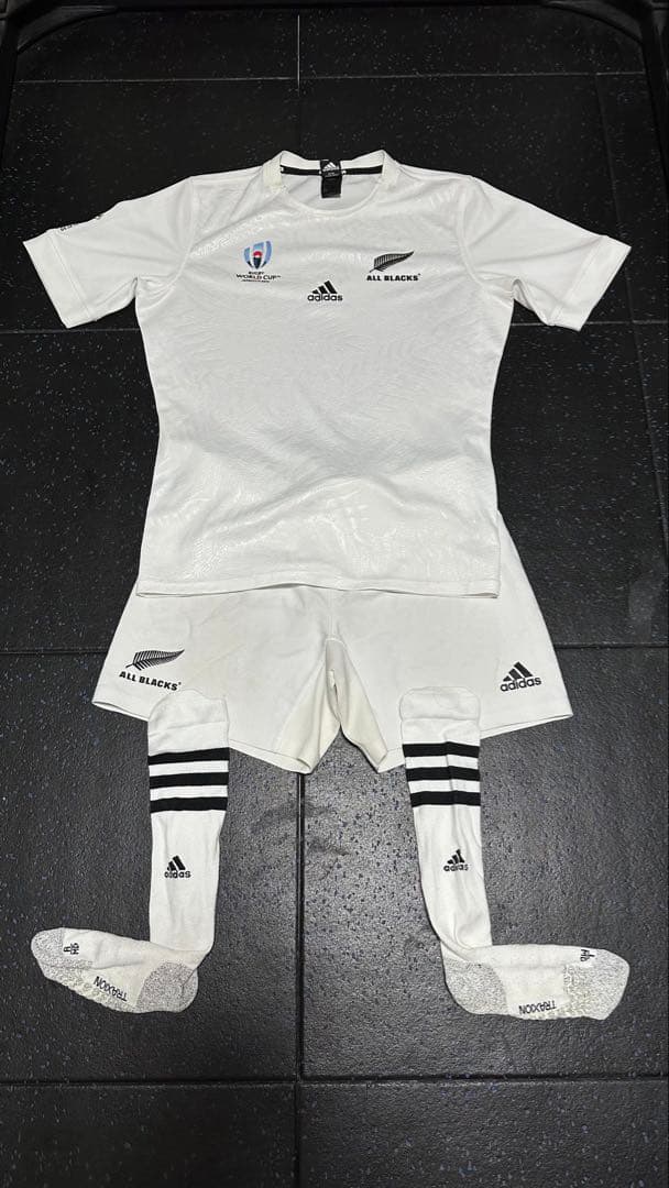 裕*ん様 アディダス オールブラックス ラグビーワールドカップ2019ゲーム白セ