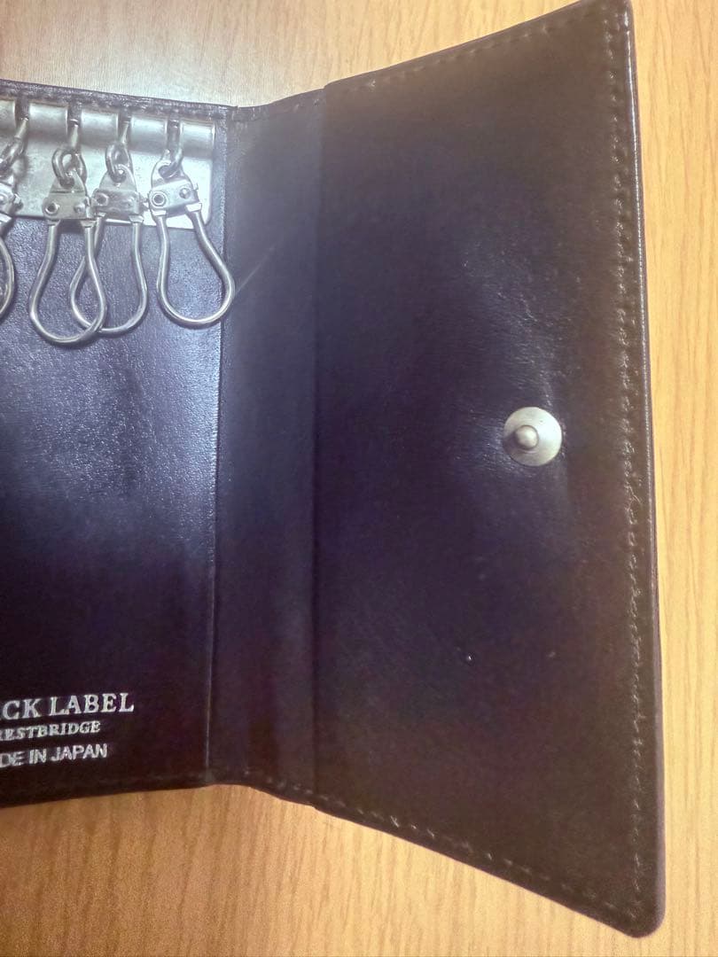 ブラックレーベルクレストブリッジ　キーケース　ネイビー　バーバリー