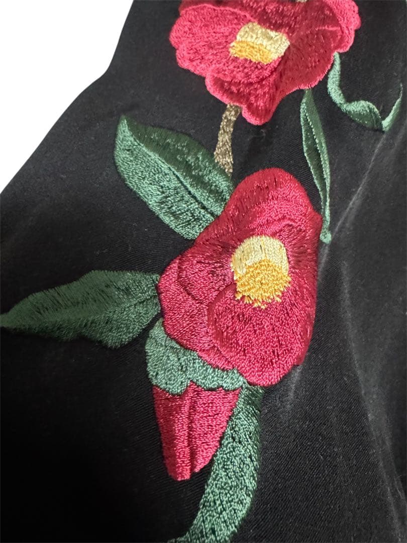 花を着るワンピース　椿