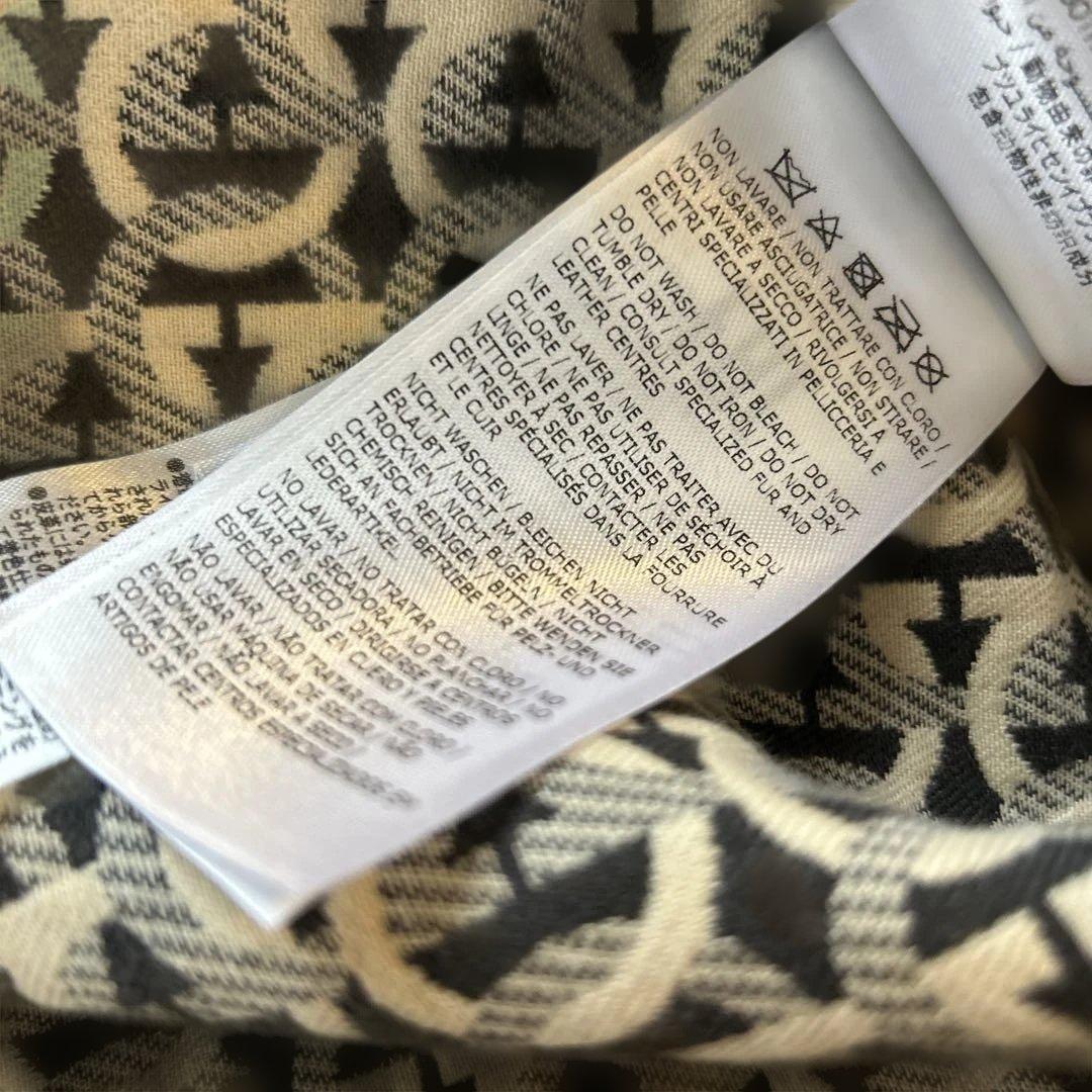 美品　フェラガモ幾何学模様 （ガンチーニ）タイトスカート ラム革ベルト風付き