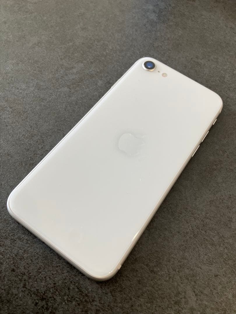 【値下げ】iPhone SE3 64GB SIMフリー