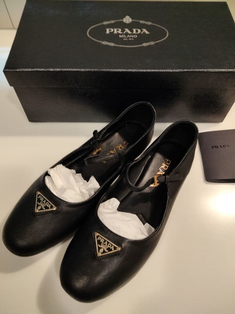 【新品】PRADA 2024コレクション フラットシューズ