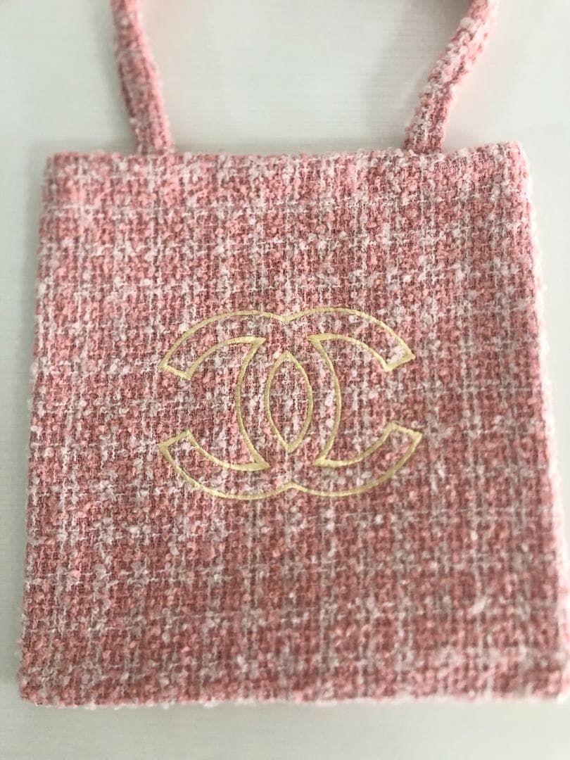 ノベルティー　ピンク　ハンドバッグ　トートバッグ　ビッグロゴ　上品