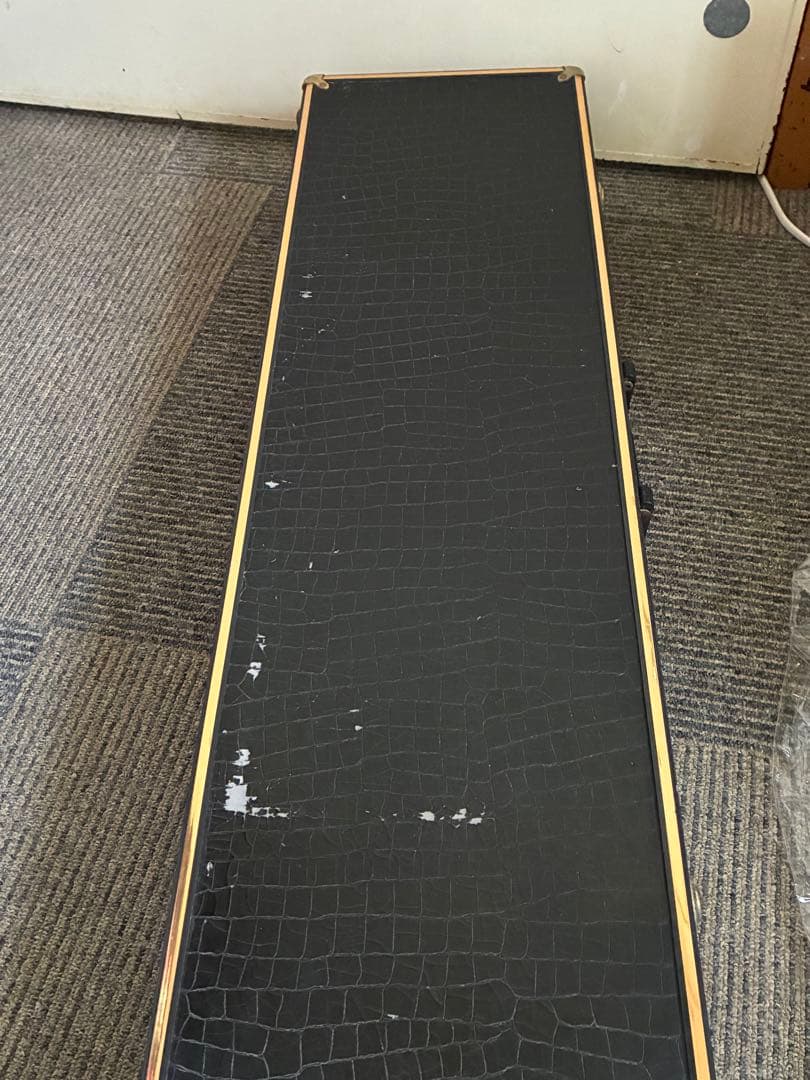 ヘビ皮三線 3弦 黒