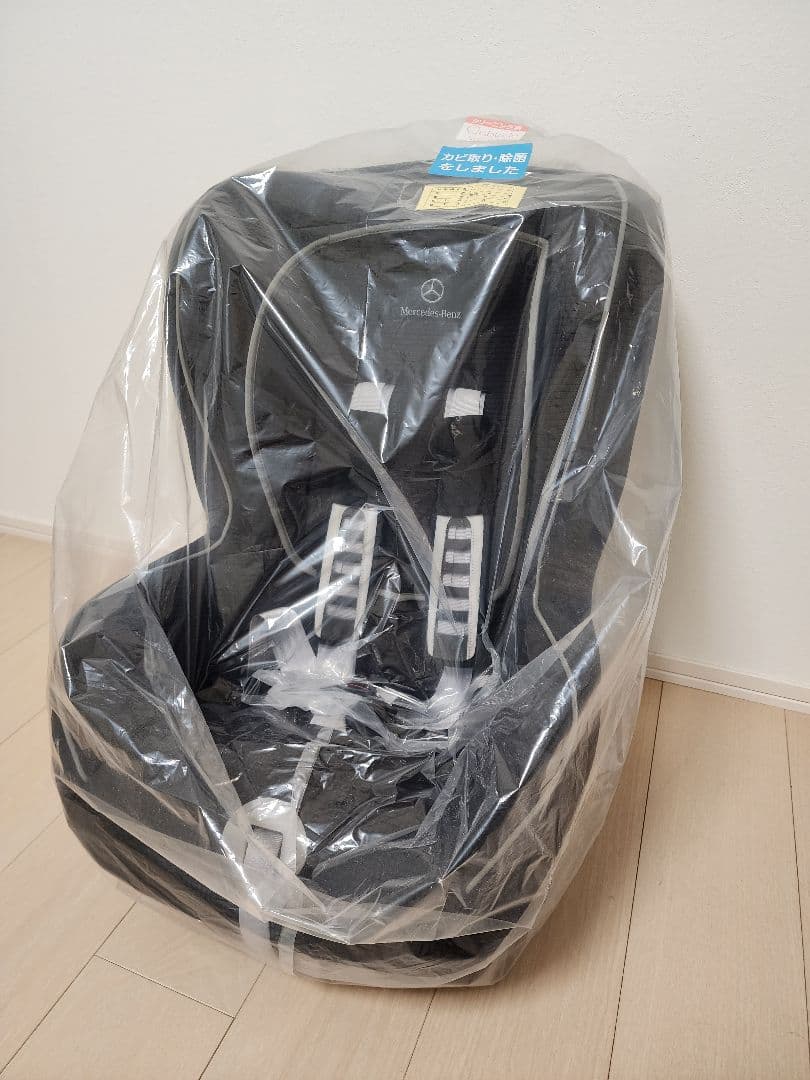 メルセデス・ベンツ純正　 チャイルドシート クリーニング済み