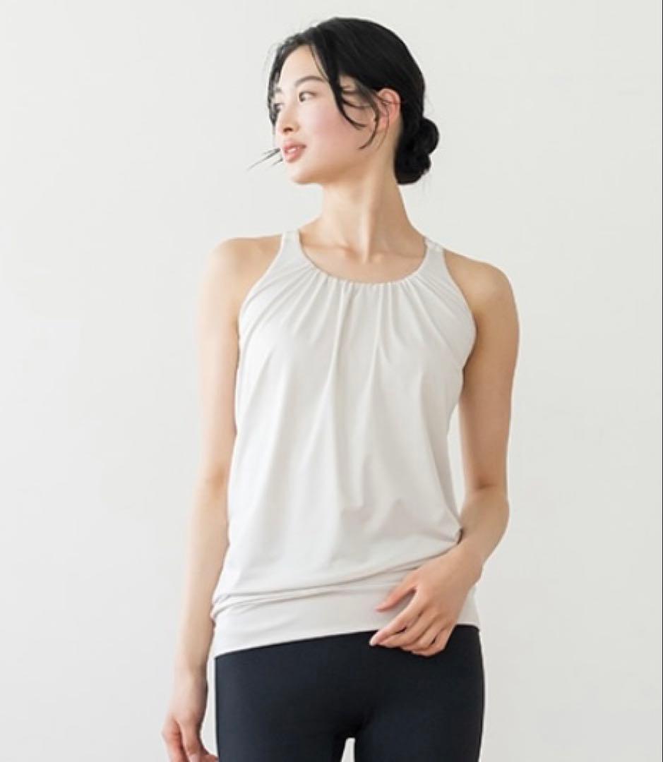 【SUKALA】フロントギャザークロスキャミソール　サンドベージュ　L