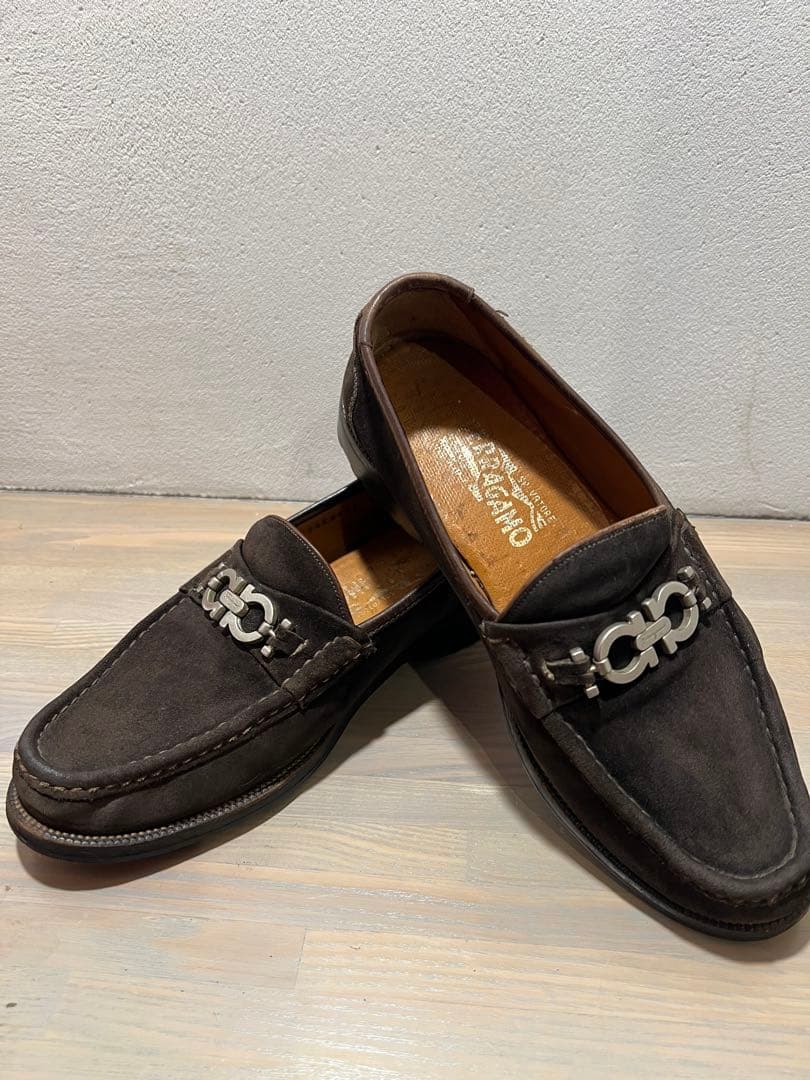 Ferragamo フェラガモ ダークブラウン スエード ローファー 7EE