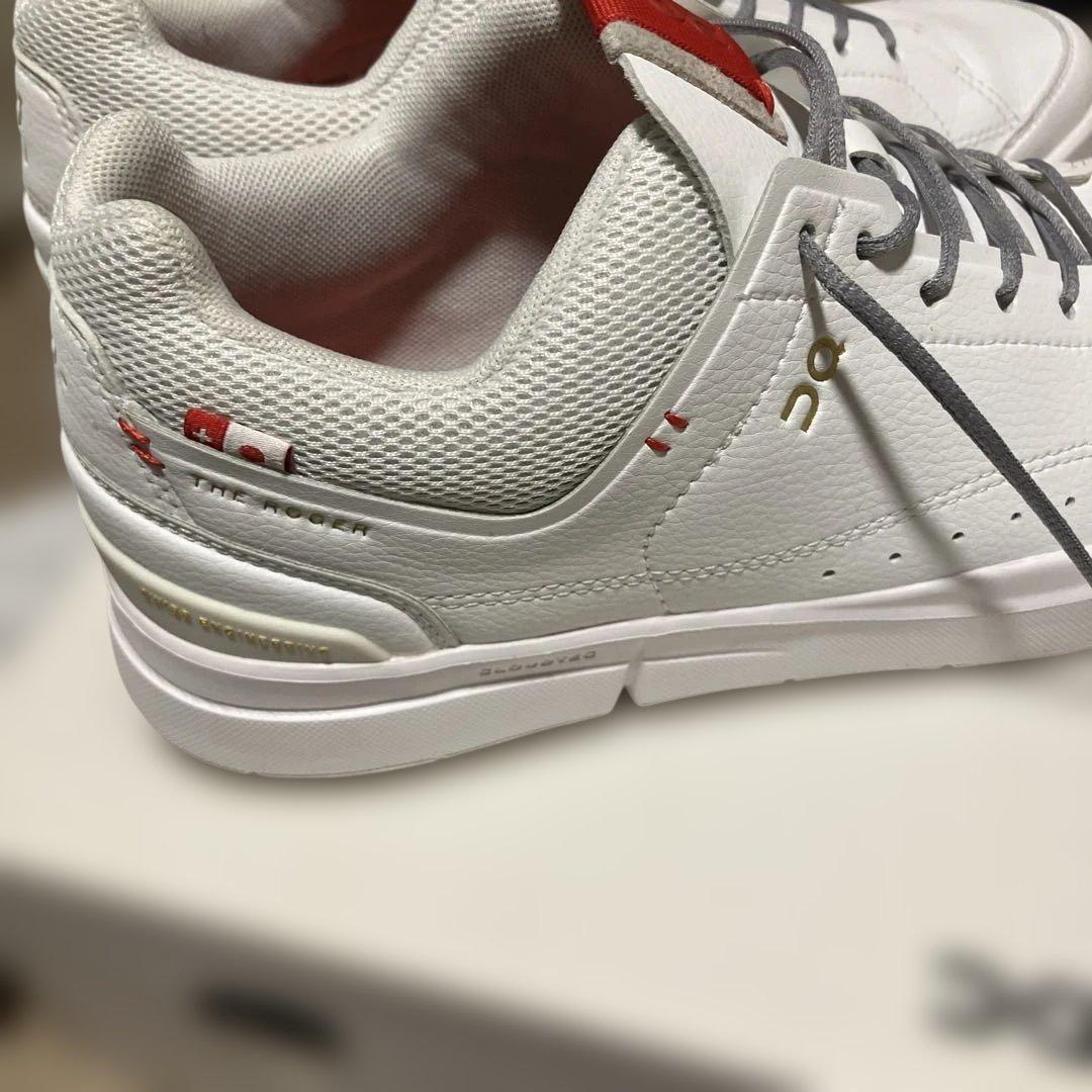 On The Roger テニスシューズ 8サイズ (26cm) 東京限定