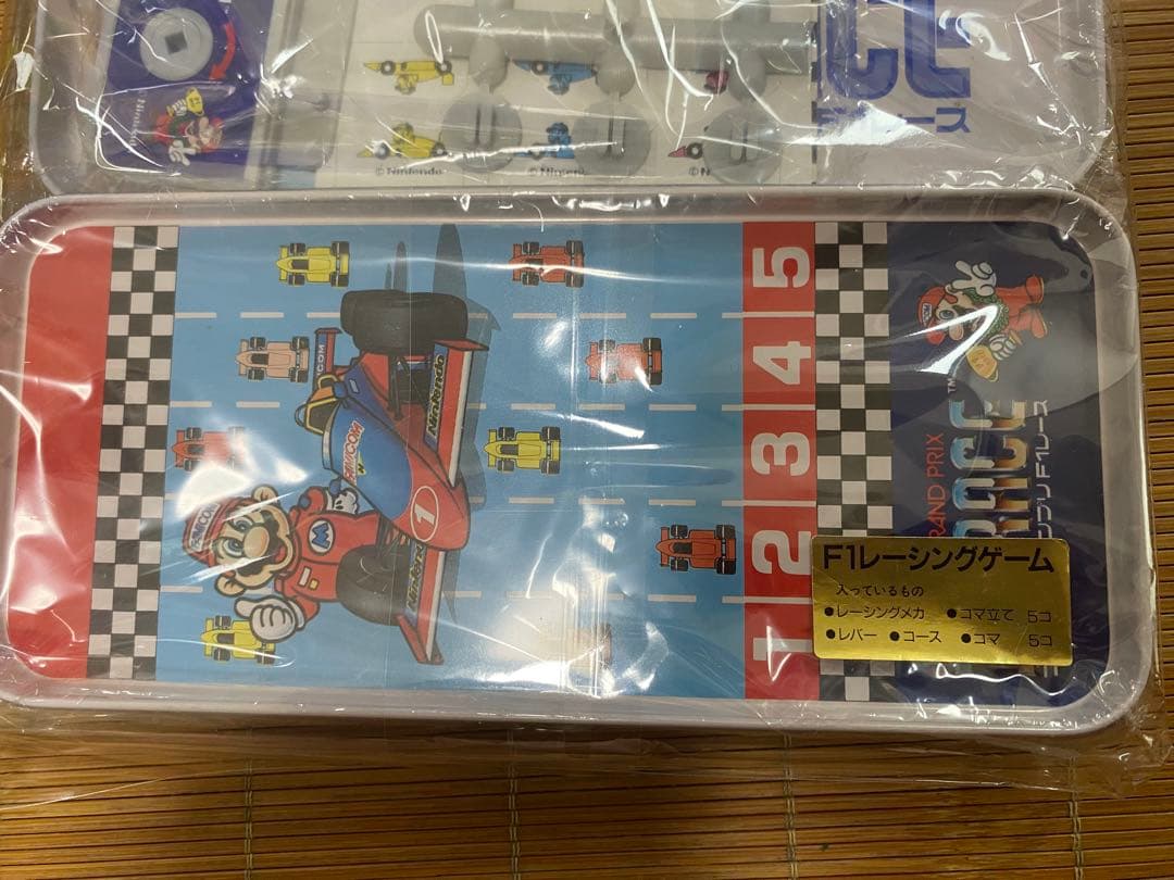 ファミコン　F1レース 筆箱　缶ペンケース 昭和レトロ 当時物　未使用未開封