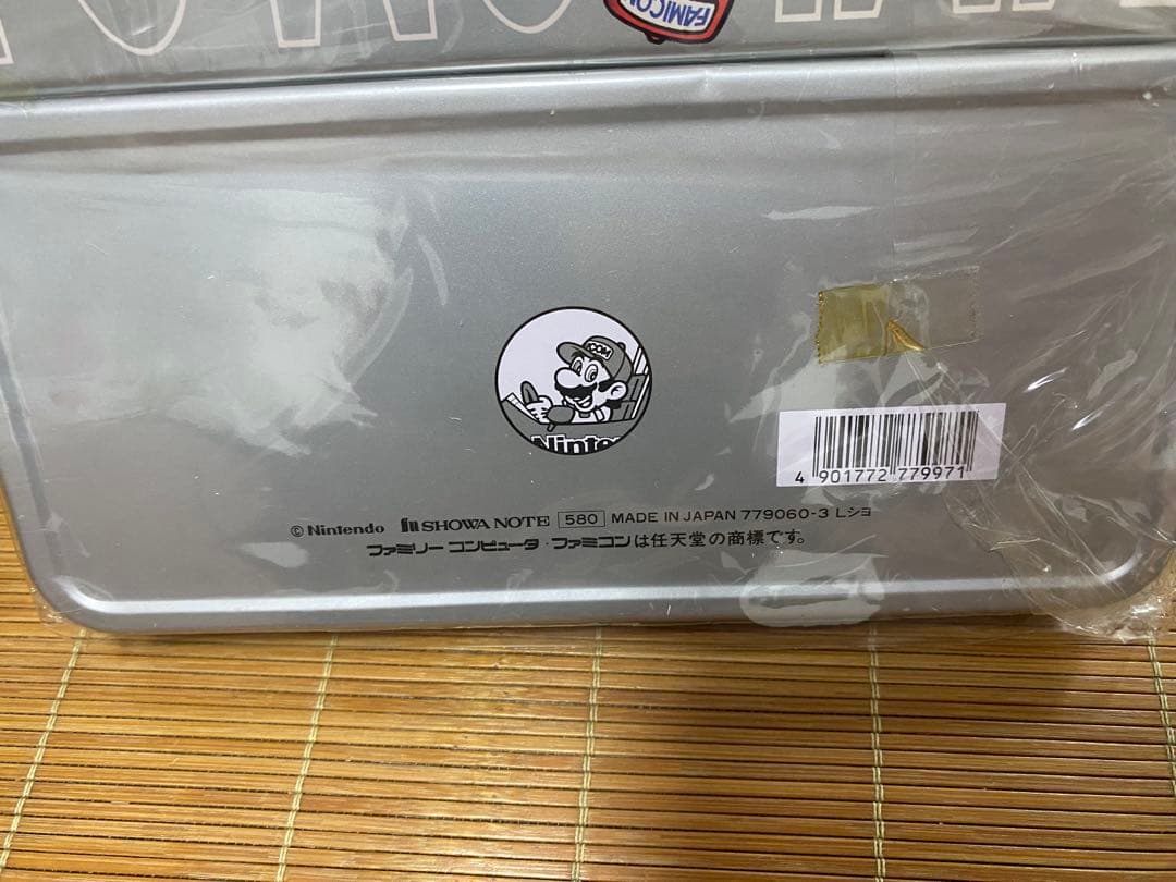 ファミコン　F1レース 筆箱　缶ペンケース 昭和レトロ 当時物　未使用未開封