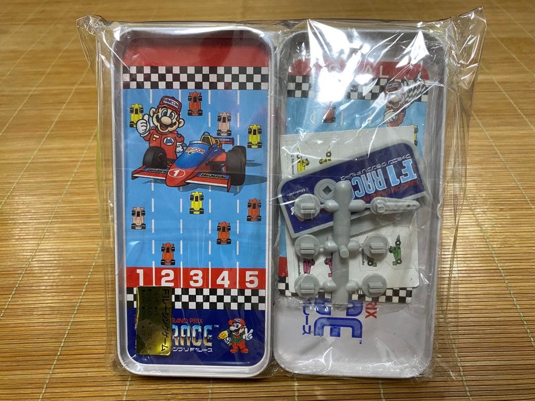 ファミコン　F1レース 筆箱　缶ペンケース 昭和レトロ 当時物　未使用未開封