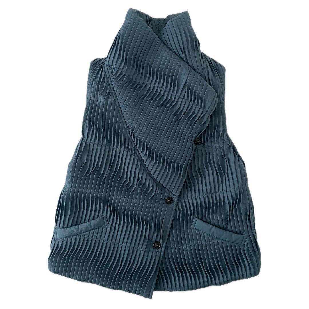 YACCOMARICARD ヤッコマリカルド 2way ピンタック中わたベスト