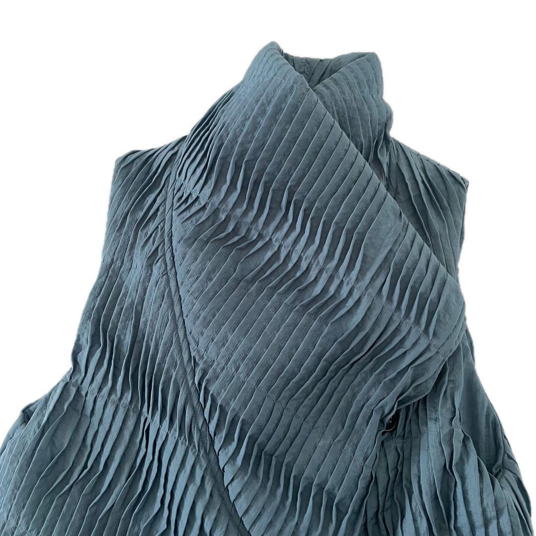 YACCOMARICARD ヤッコマリカルド 2way ピンタック中わたベスト