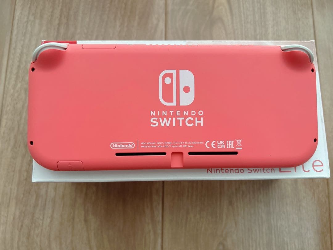 Nintendo Switch Lite 本体 コーラル（ピンク）