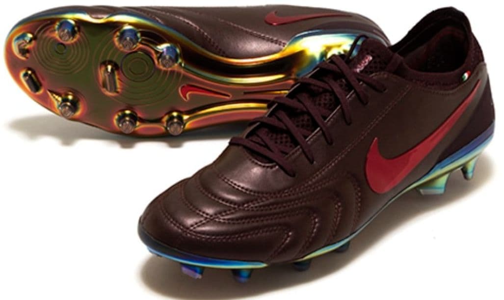 ナイキ　ティエンポ レジェンド 10 エリート LUXE FG