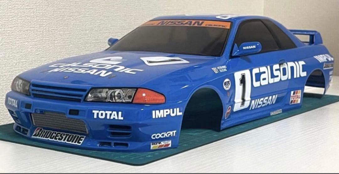 ぴ*e様 タミヤラジコンボディ　R32カルソニックGTR