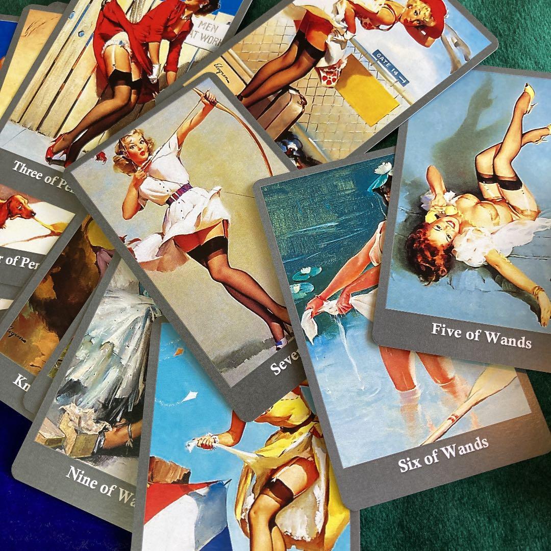 ピンナップガールズタロットカード