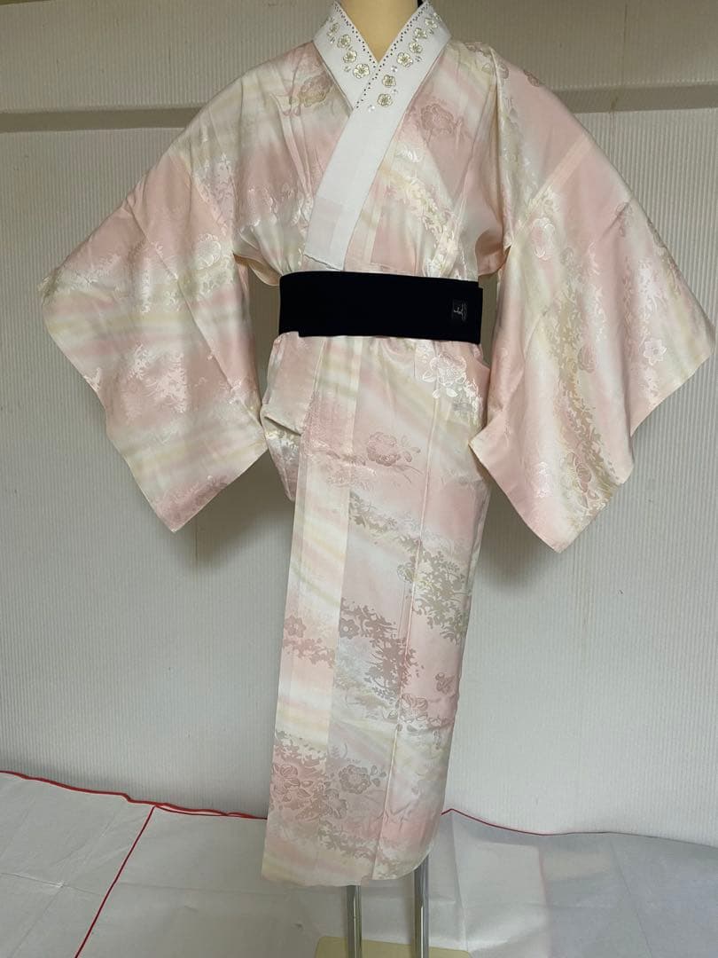 トールサイズ　長襦袢　絹　身丈136 裄69 裄70前後の着物に