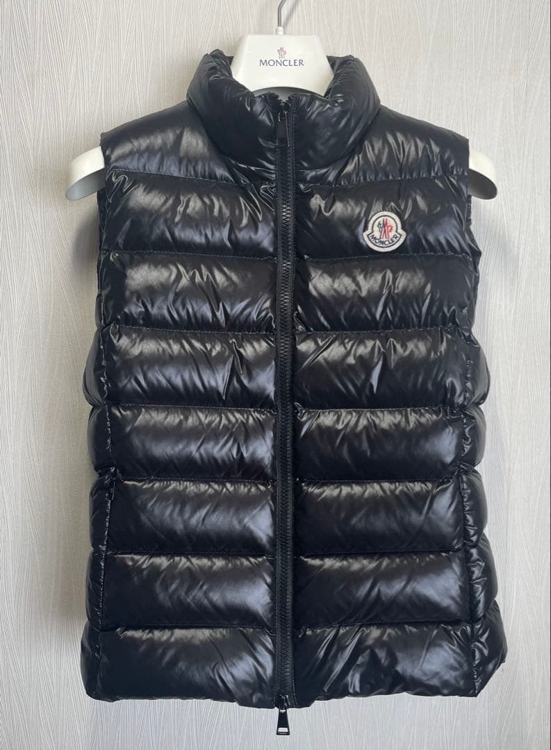 モンクレール 【MONCLER】 のダウンベスト(レディース)(黒)サイズ【0】