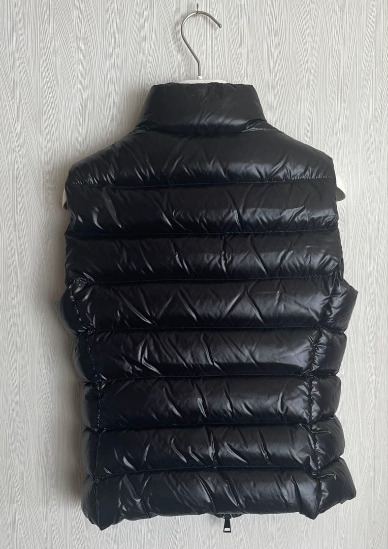 モンクレール 【MONCLER】 のダウンベスト(レディース)(黒)サイズ【0】