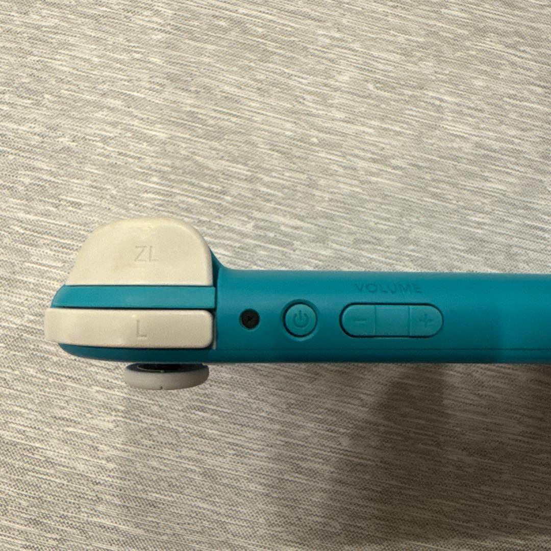 美品　Nintendo Switch Lite ターコイズ 、充電アダプター有