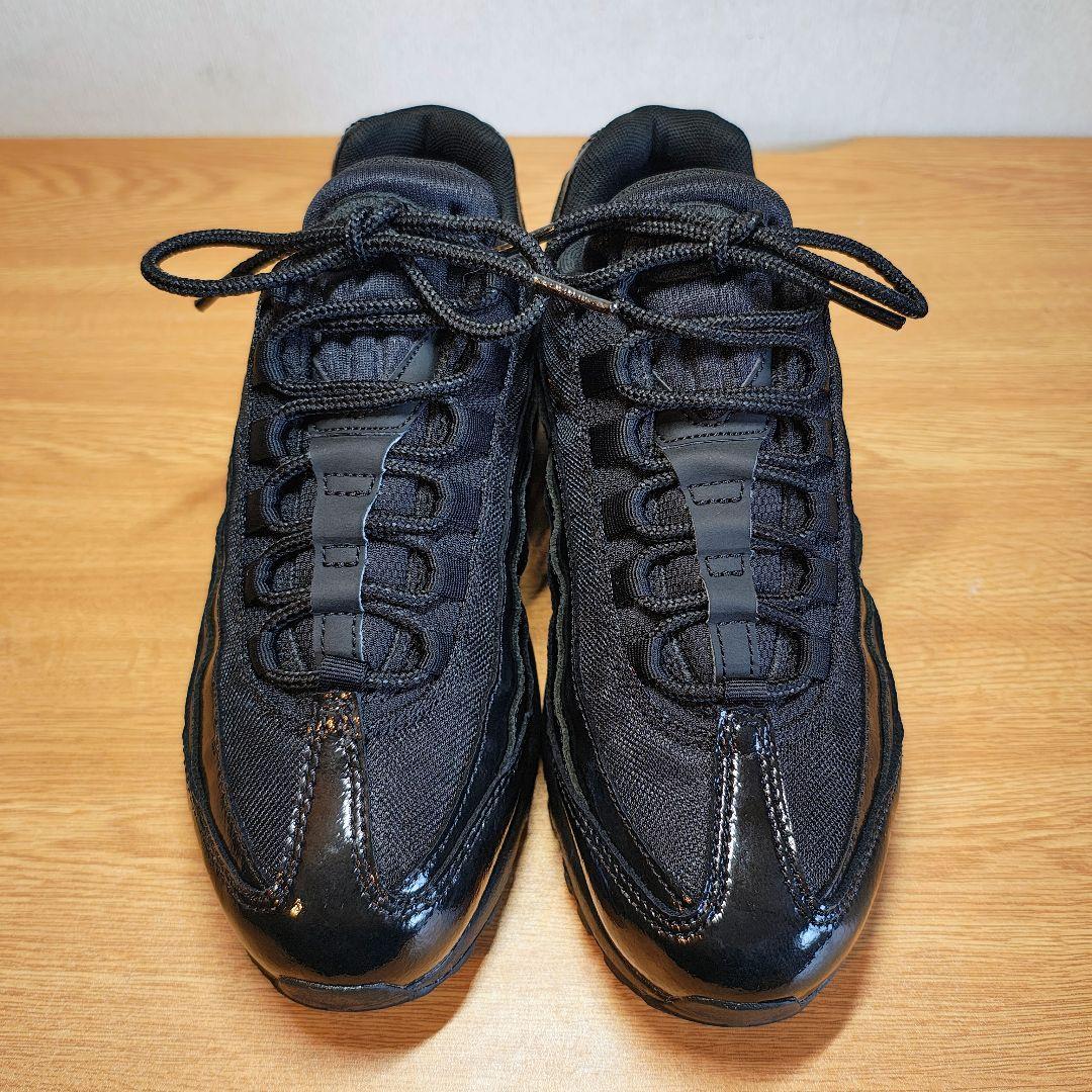 美品 大人気 NIKE AIR MAX 95 \"ALL BLACK\" W23.5