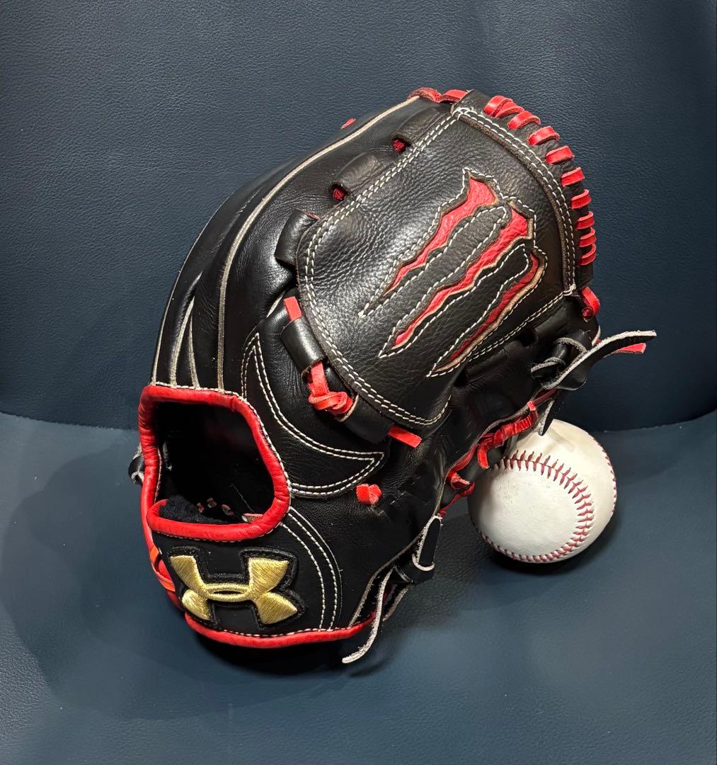 【匿名配送】アンダーアーマー 硬式　松田宣浩モデル　オリジナルカスタム