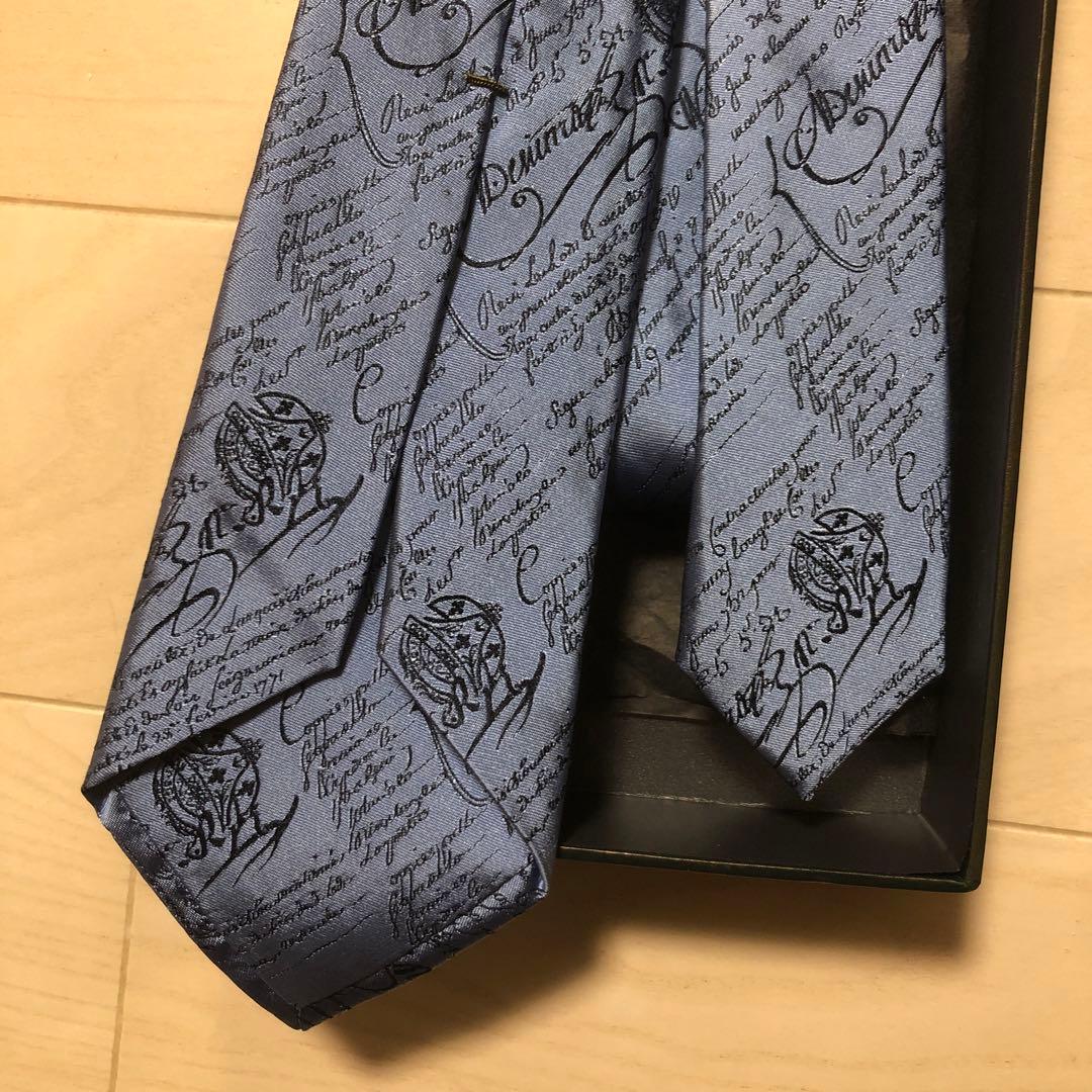 1月4日まで値下げ Berluti ベルルッティ カリグラフィー ネクタイ 青系