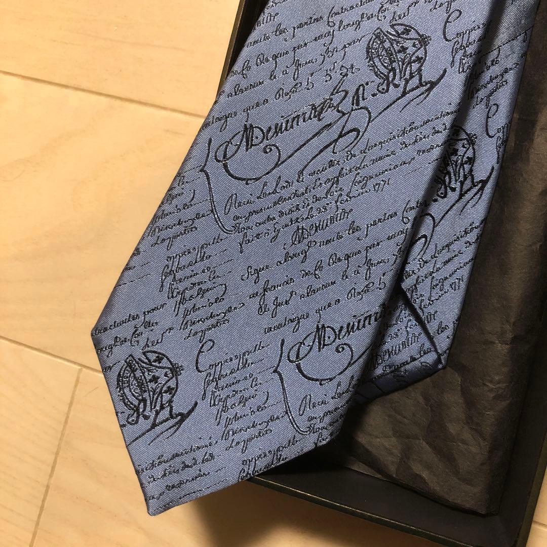 1月4日まで値下げ Berluti ベルルッティ カリグラフィー ネクタイ 青系