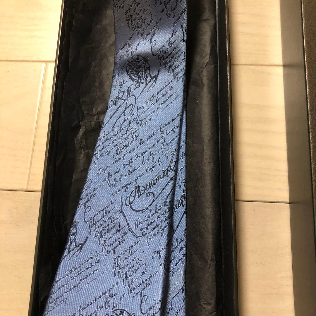 1月4日まで値下げ Berluti ベルルッティ カリグラフィー ネクタイ 青系