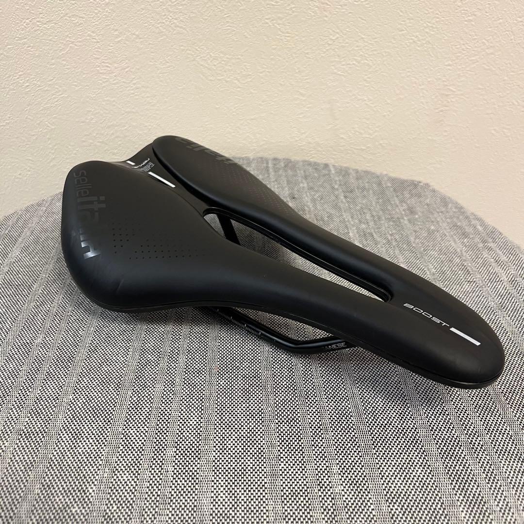 Selle Italia NOVUS BOOST EVO セライタリア サドル