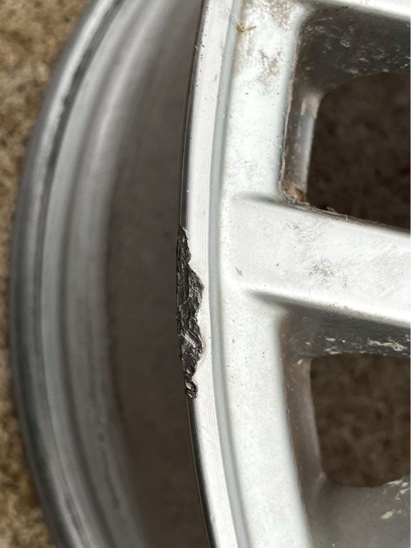 Audi アウディ 18インチホイール 多スポークデザイン