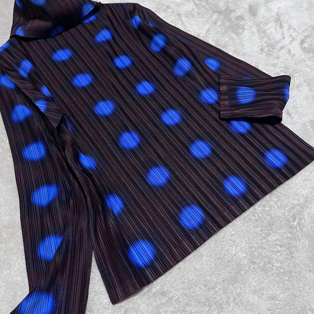 極美品　プリーツプリーズ　イッセイミヤケ　ドット　タートルネック　トップス